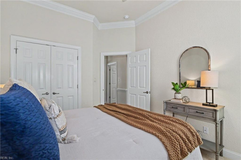 Photo 18 of 48 residential for sale in Chesapeake virginia