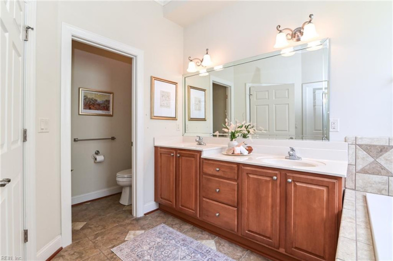 Photo 26 of 48 residential for sale in Chesapeake virginia
