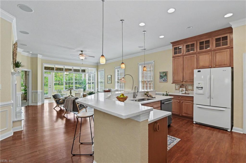 Photo 33 of 48 residential for sale in Chesapeake virginia