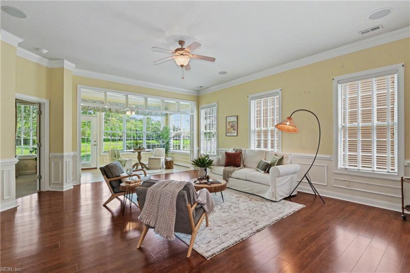 Photo 37 of 48 residential for sale in Chesapeake virginia