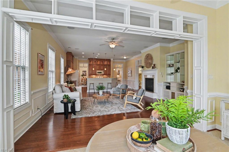Photo 5 of 48 residential for sale in Chesapeake virginia