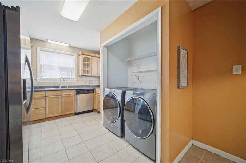 Photo 11 of 20 residential for sale in Portsmouth virginia Photo 11 of 20 residential for sale in Portsmouth virginia