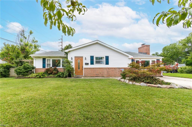Photo 1 of 37 residential for sale in Virginia Beach virginia