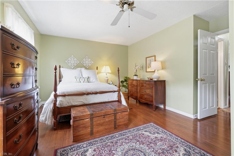 Photo 15 of 32 residential for sale in Virginia Beach virginia
