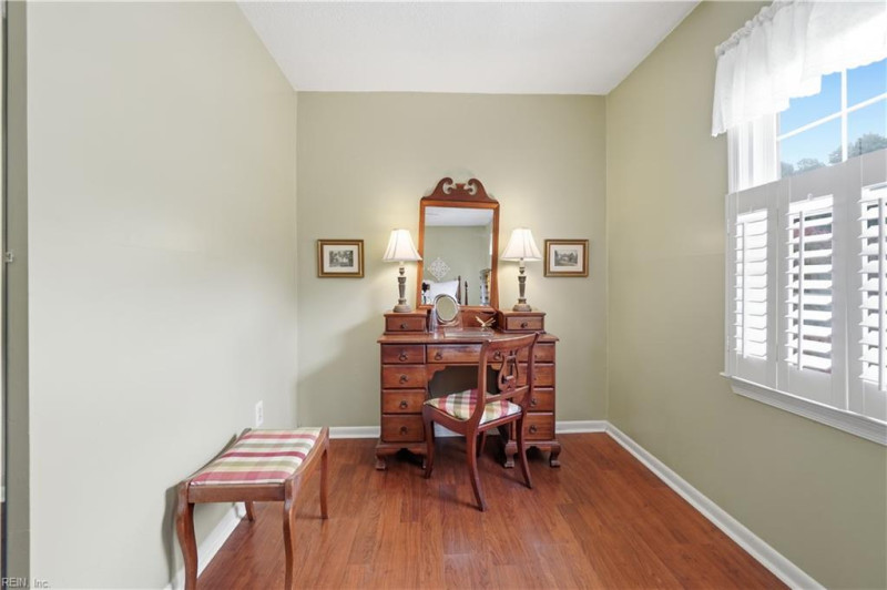 Photo 18 of 32 residential for sale in Virginia Beach virginia