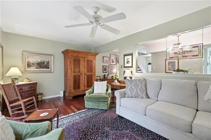 Photo 9 of 32 residential for sale in Virginia Beach virginia