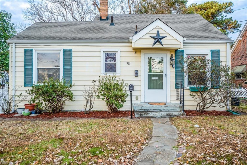 Photo 1 of 22 residential for sale in Chesapeake virginia