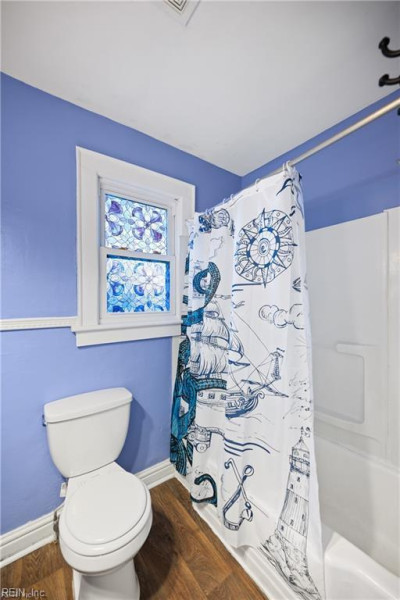 Photo 13 of 22 residential for sale in Chesapeake virginia