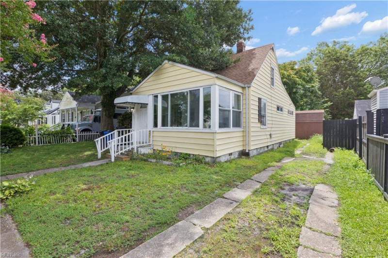 Photo 1 of 47 residential for sale in Portsmouth virginia Photo 1 of 47 residential for sale in Portsmouth virginia