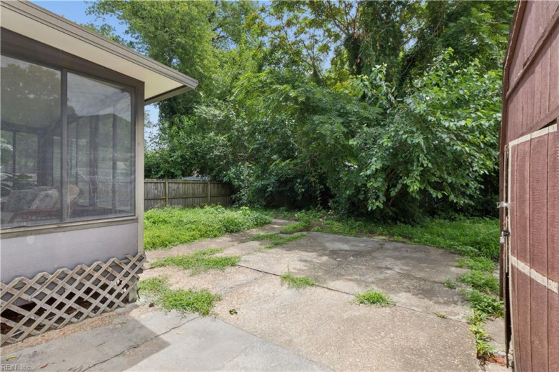 Photo 41 of 47 residential for sale in Portsmouth virginia Photo 41 of 47 residential for sale in Portsmouth virginia