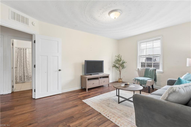 Photo 8 of 47 residential for sale in Portsmouth virginia Photo 8 of 47 residential for sale in Portsmouth virginia