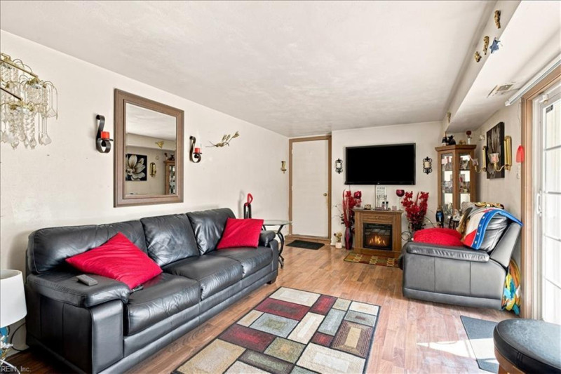Photo 13 of 29 residential for sale in Norfolk virginia Photo 13 of 29 residential for sale in Norfolk virginia