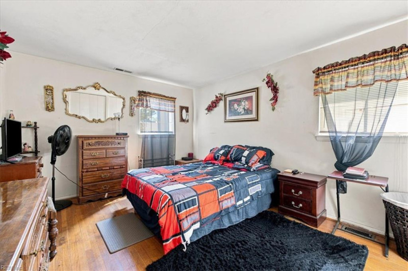 Photo 18 of 29 residential for sale in Norfolk virginia Photo 18 of 29 residential for sale in Norfolk virginia