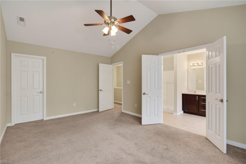 Photo 16 of 31 rental for rent in Newport News virginia