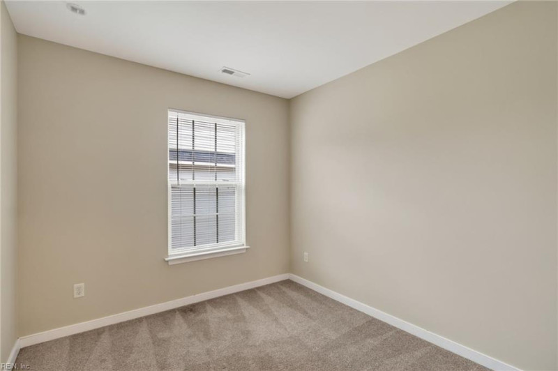 Photo 20 of 31 rental for rent in Newport News virginia