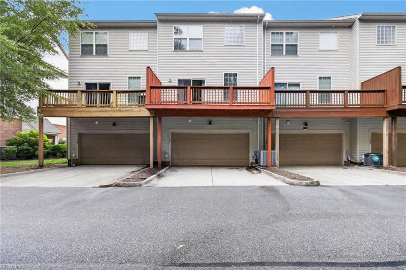 Photo 30 of 31 rental for rent in Newport News virginia