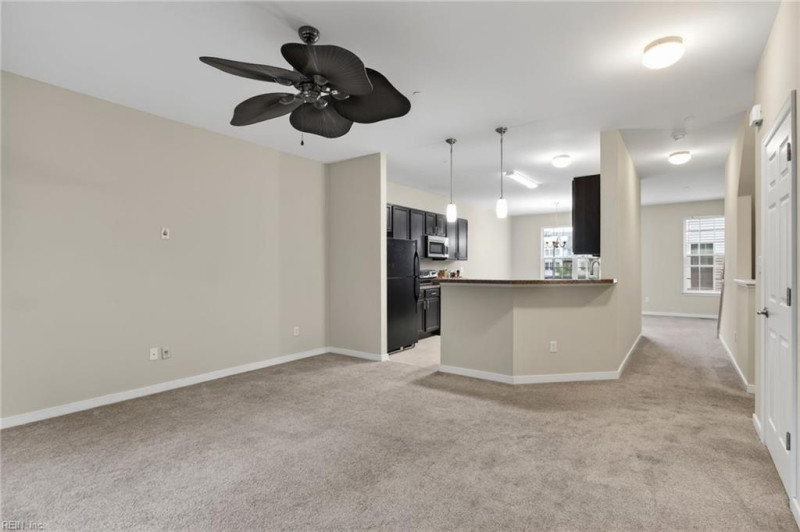Photo 6 of 31 rental for rent in Newport News virginia