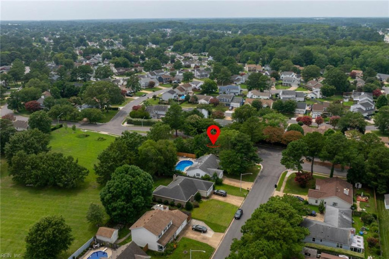 Photo 11 of 41 residential for sale in Virginia Beach virginia