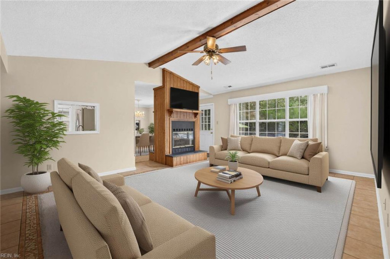 Photo 16 of 41 residential for sale in Virginia Beach virginia