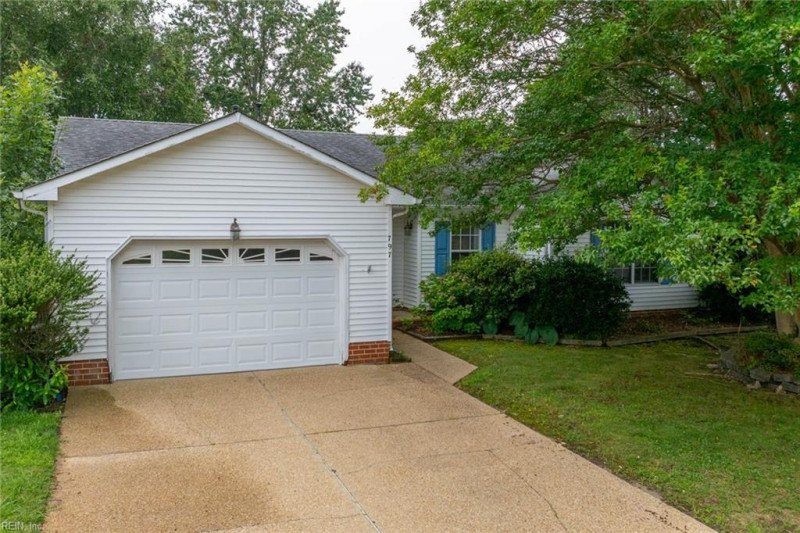 Photo 5 of 41 residential for sale in Virginia Beach virginia