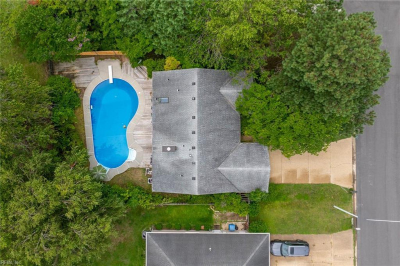 Photo 6 of 41 residential for sale in Virginia Beach virginia
