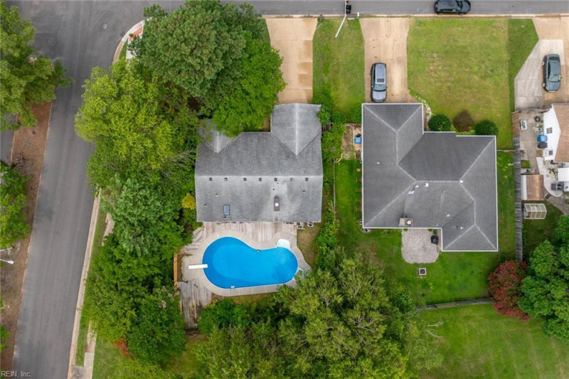Photo 7 of 41 residential for sale in Virginia Beach virginia