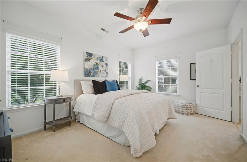 Photo 15 of 34 residential for sale in Virginia Beach virginia