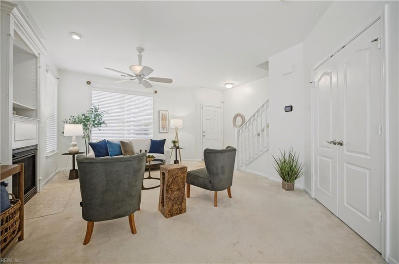 Photo 7 of 34 residential for sale in Virginia Beach virginia