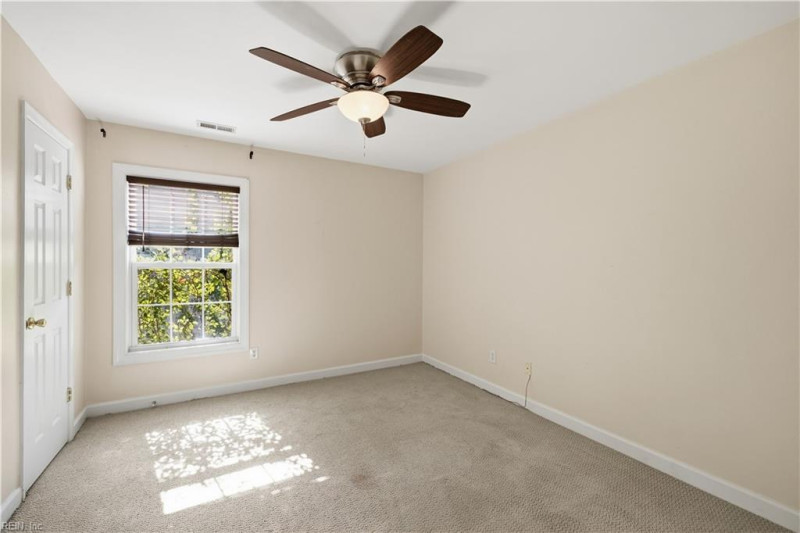 Photo 22 of 29 residential for sale in Chesapeake virginia