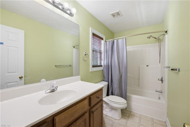 Photo 26 of 29 residential for sale in Chesapeake virginia
