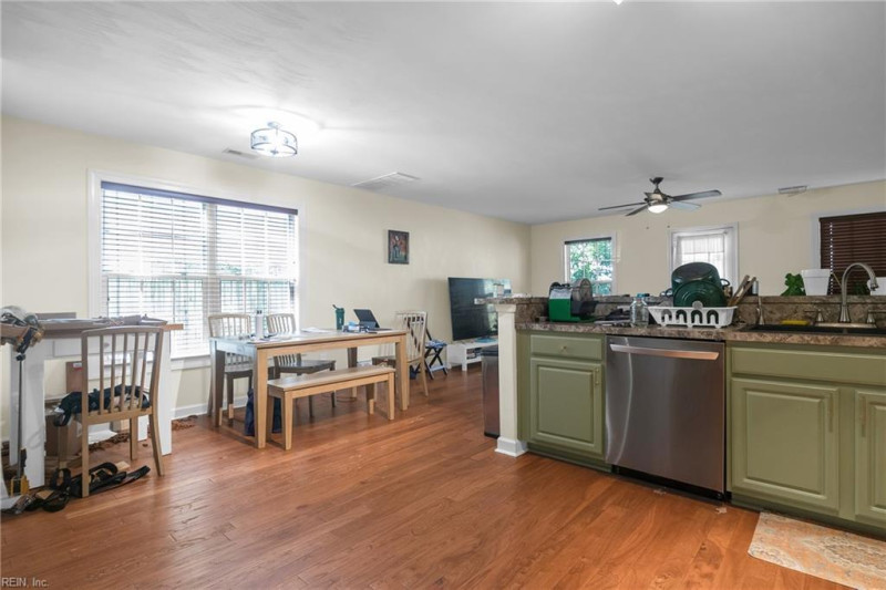 Photo 7 of 18 residential for sale in Chesapeake virginia Photo 7 of 18 residential for sale in Chesapeake virginia