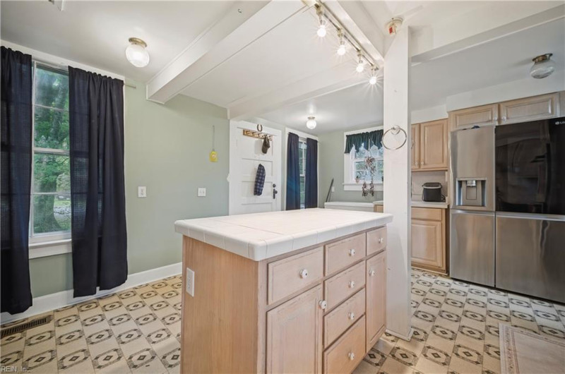 Photo 13 of 23 residential for sale in Suffolk virginia