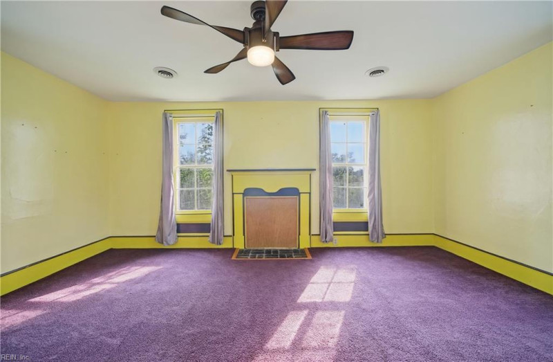 Photo 15 of 23 residential for sale in Suffolk virginia