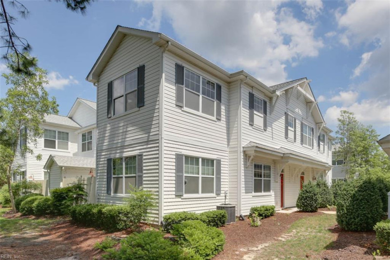 Photo 1 of 43 residential for sale in Chesapeake virginia