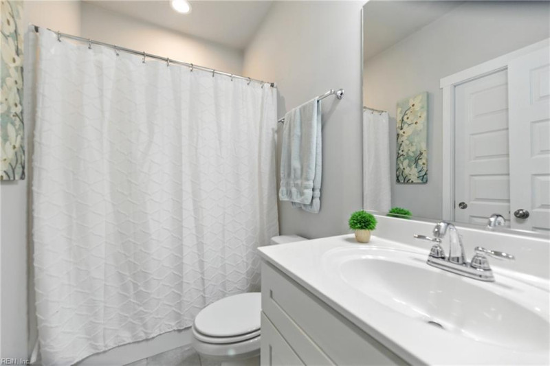 Photo 20 of 43 residential for sale in Chesapeake virginia Photo 20 of 43 residential for sale in Chesapeake virginia
