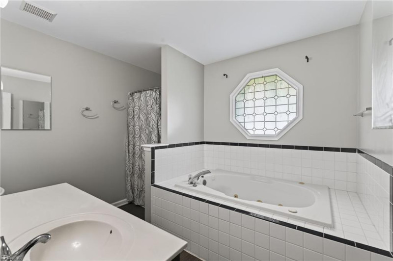 Photo 31 of 50 residential for sale in Suffolk virginia Photo 31 of 50 residential for sale in Suffolk virginia
