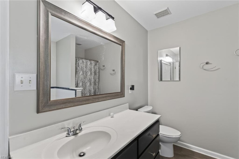 Photo 32 of 50 residential for sale in Suffolk virginia Photo 32 of 50 residential for sale in Suffolk virginia