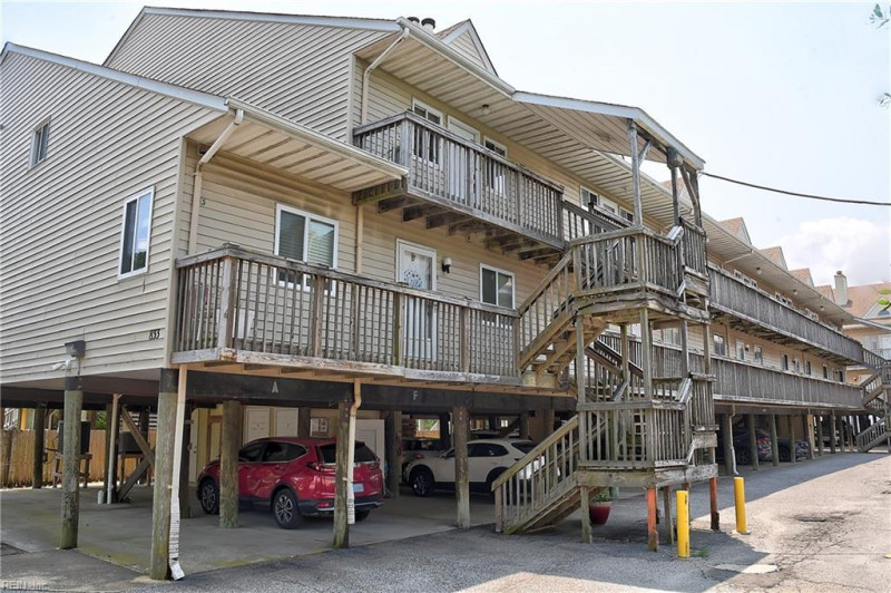 Photo 5 of 38 residential for sale in Norfolk virginia