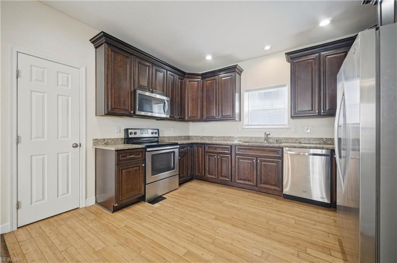 Photo 6 of 19 residential for sale in Portsmouth virginia Photo 6 of 19 residential for sale in Portsmouth virginia