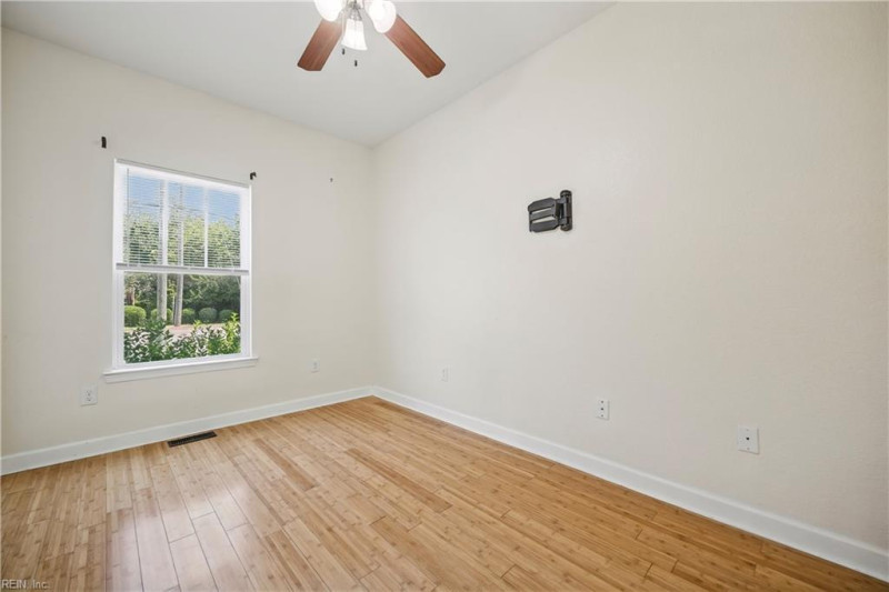 Photo 7 of 19 residential for sale in Portsmouth virginia Photo 7 of 19 residential for sale in Portsmouth virginia