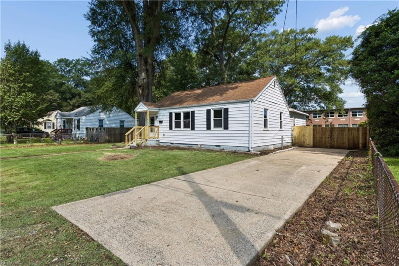 Photo 2 of 44 residential for sale in Newport News virginia Photo 2 of 44 residential for sale in Newport News virginia