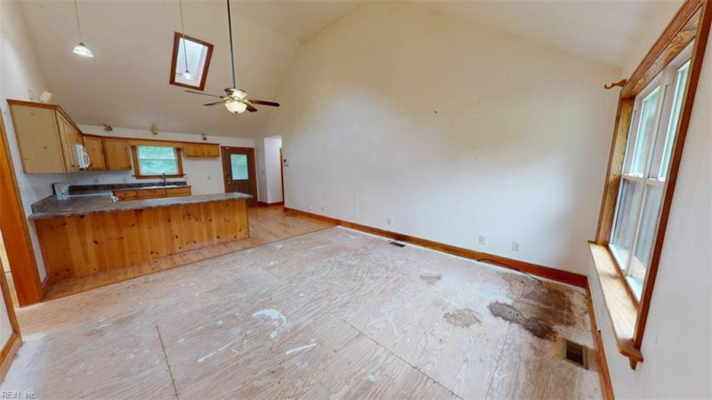 Photo 4 of 50 residential for sale in Gates County virginia