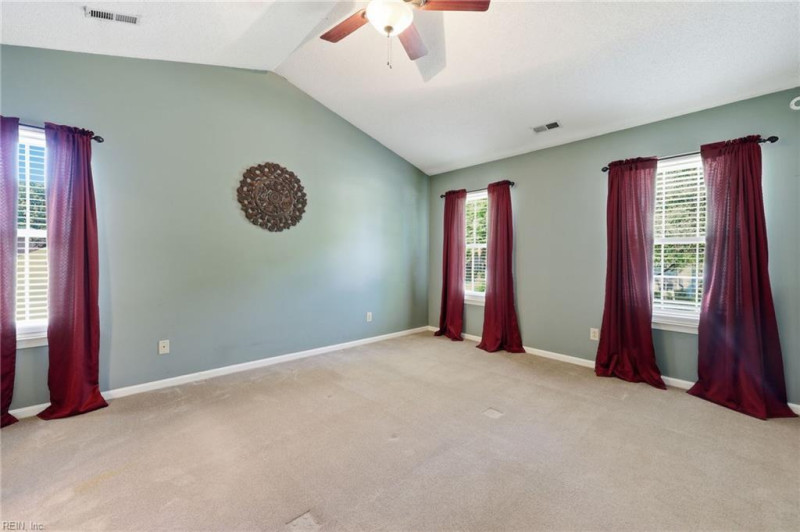 Photo 15 of 42 residential for sale in Chesapeake virginia Photo 15 of 42 residential for sale in Chesapeake virginia