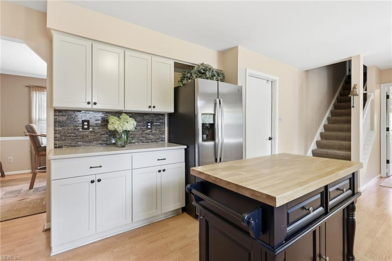 Photo 6 of 42 residential for sale in Chesapeake virginia Photo 6 of 42 residential for sale in Chesapeake virginia