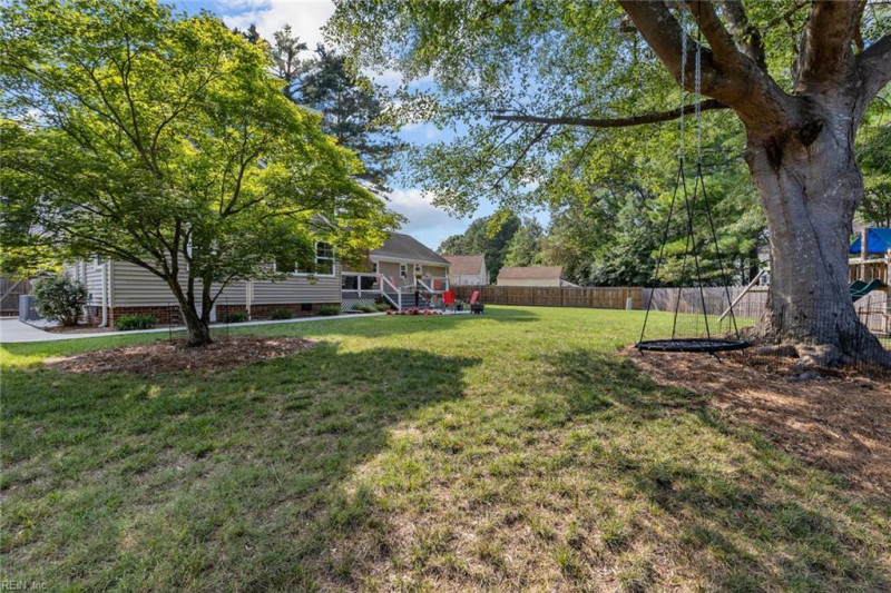 Photo 38 of 44 residential for sale in Chesapeake virginia Photo 38 of 44 residential for sale in Chesapeake virginia