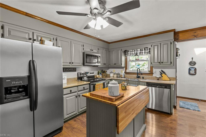 Photo 7 of 44 residential for sale in Chesapeake virginia Photo 7 of 44 residential for sale in Chesapeake virginia