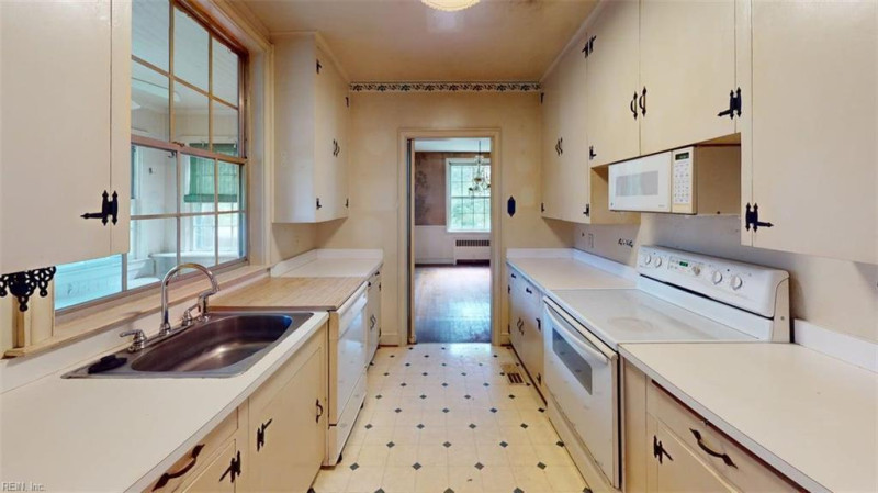 Photo 37 of 50 residential for sale in Hertford County virginia