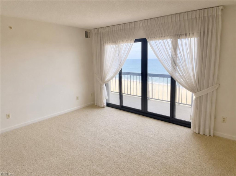 Photo 7 of 21 residential for sale in Virginia Beach virginia
