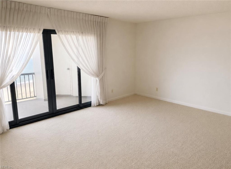 Photo 9 of 21 residential for sale in Virginia Beach virginia