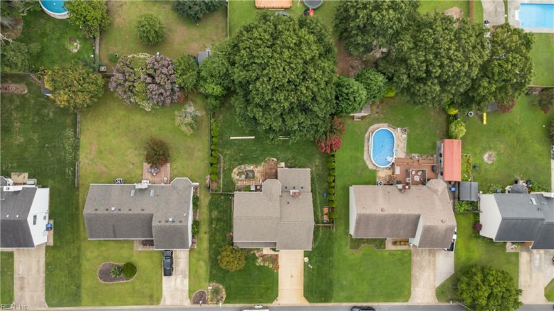 Photo 13 of 43 residential for sale in Chesapeake virginia